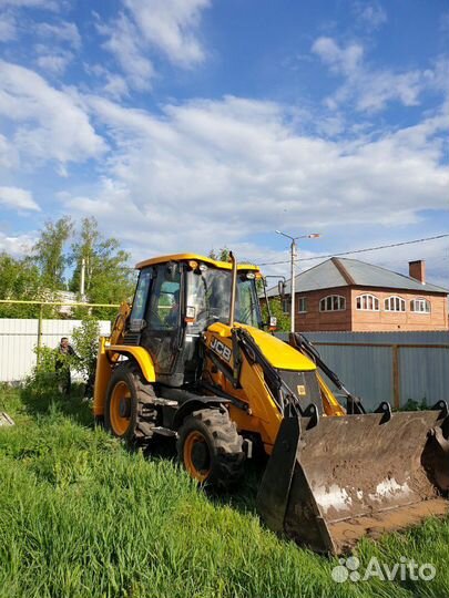 Экскаватор погрузчик JCB и камаз китаец