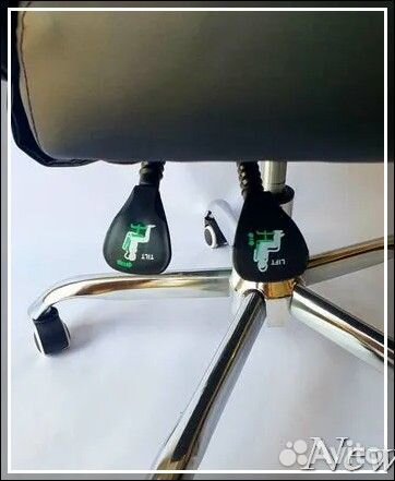 Компьютерное офисное кресло новое