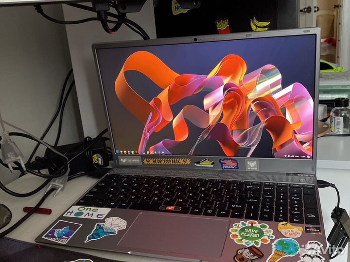 Digma eve 15 c423 Ryzen 5 3500u 8озу 256 m2