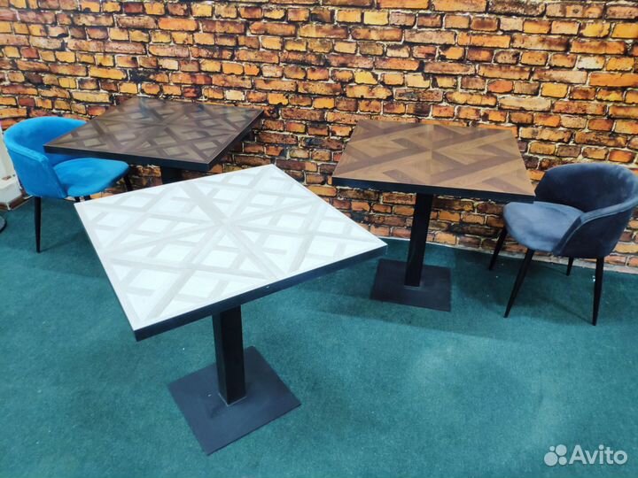 Квадратные столы для кафе