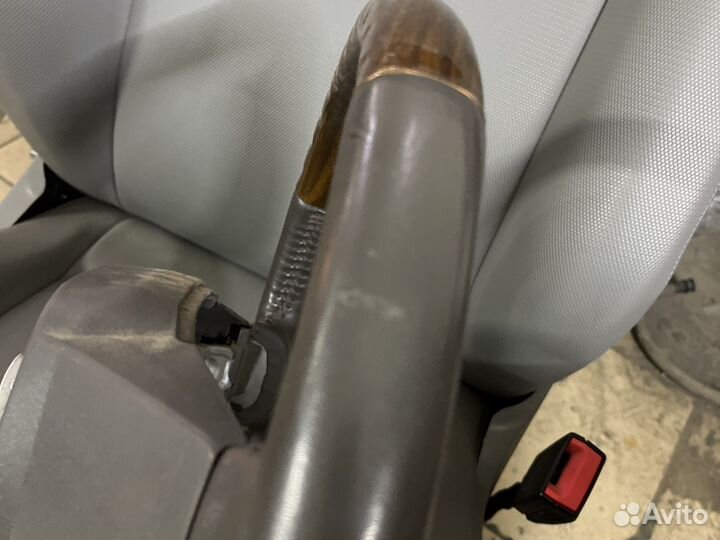 Руль Toyota Land Cruiser 200