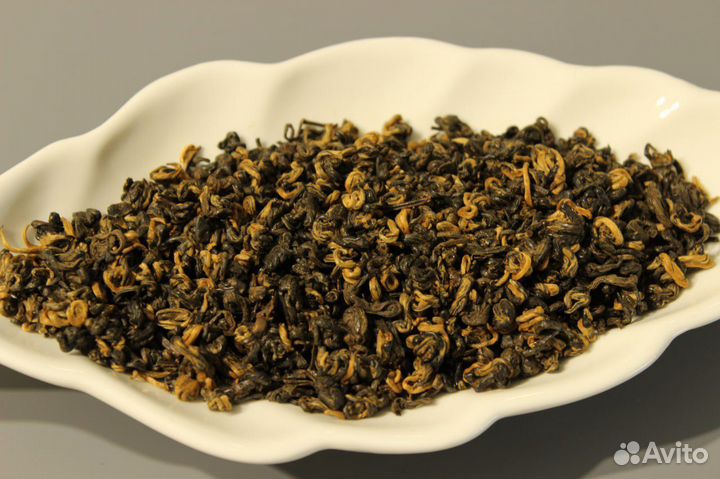 Дянь Хун Цзинь Ло «Золотые спирали»