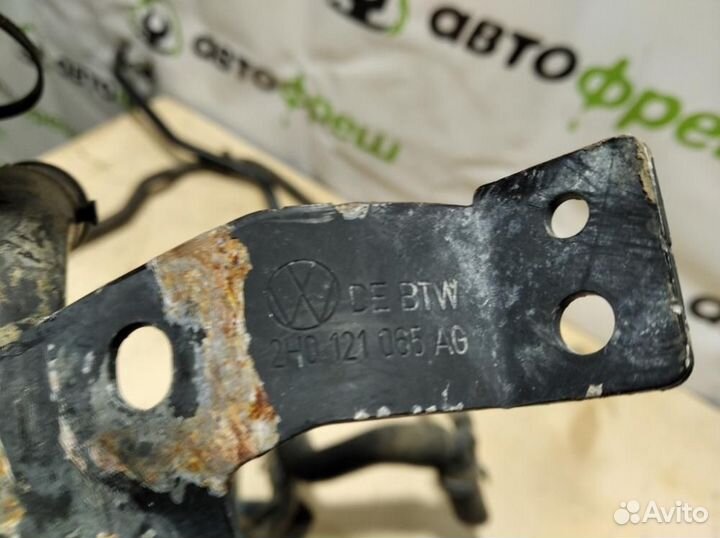 Трубка системы охлаждения Volkswagen Amarok 2010+