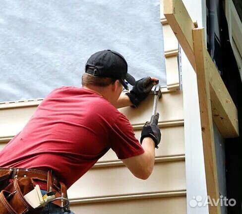 Фасадные работы. Обшивка сайдингом