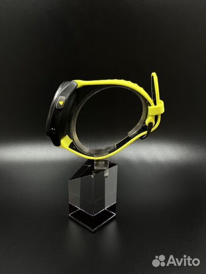 Смарт-часы Garmin forerunner 965 yellow новые