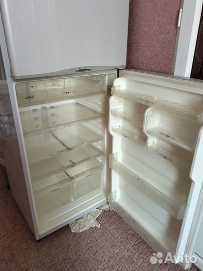 Холодильник tatung NO frost