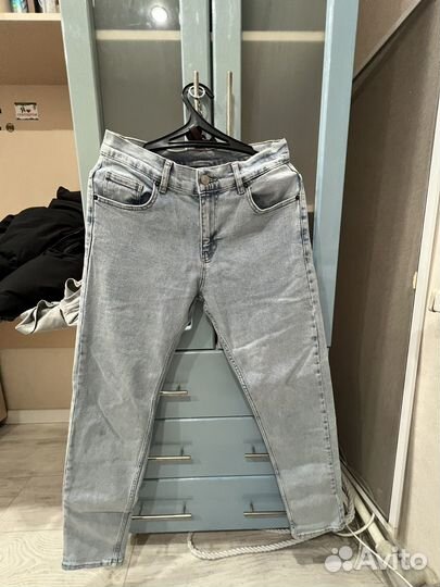 Джинсы голубые