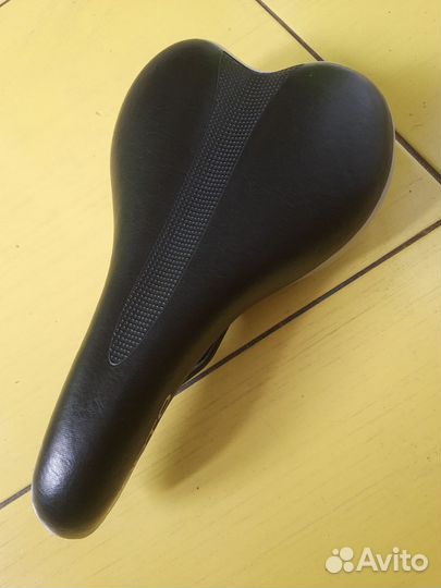 Седло для велосипеда Corto (новое)