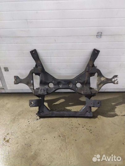 Балка Mercedes Vito W639