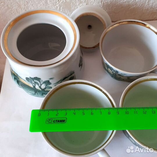 Сахарница и три чашки. СССР