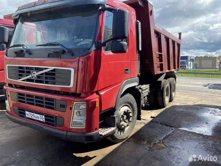 Вывоз грунта самосвалами оссиг