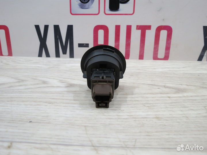 Выключатель подушки безопасности LADA Xray