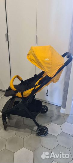 Прогулочная коляска joie pact lite