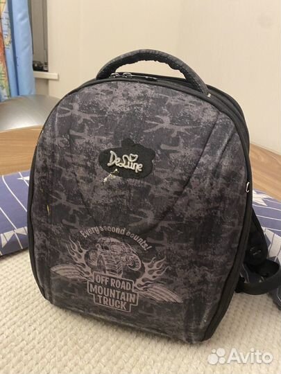 Портфель школьный