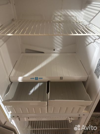 Холодильник stinol-102