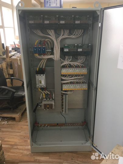 Электрощиты учета электроэнергии и вводные устрой