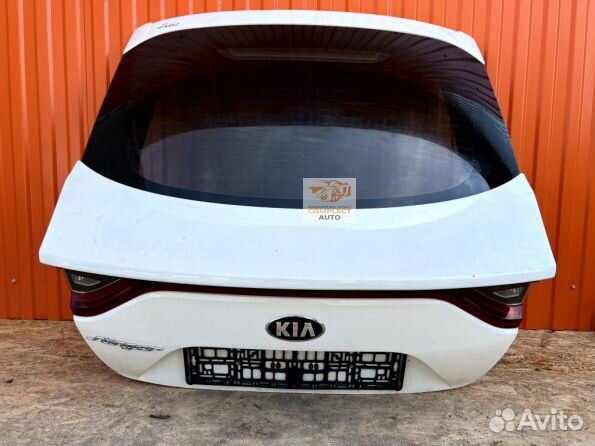 Дверь / крышка багажника Kia Stinger (2017-2022)