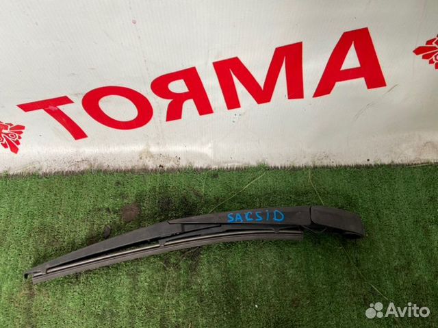 Дворник задней двери Toyota Caldina ACA20W