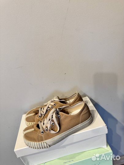 Кеды Maison Margiela Tabi Beige Оригинал