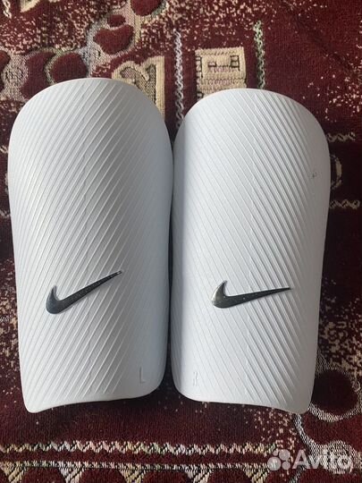 Щитки футбольные детские nike