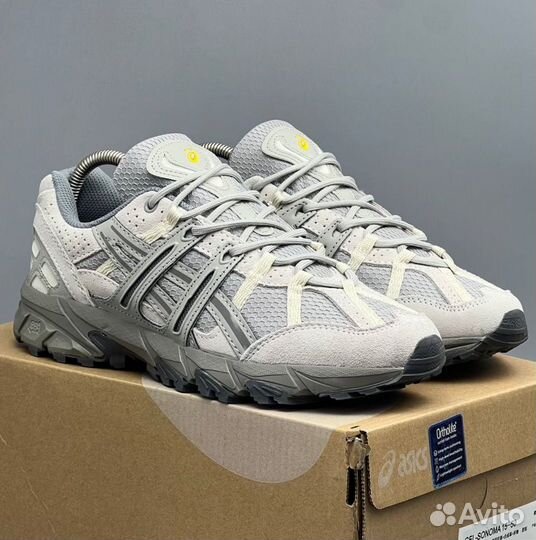 Удобные кроссовки Asics Sonoma