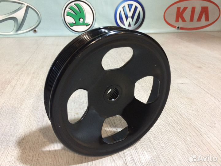 Шкив насоса гур Солярис Рио Solaris Rio 3 Церато