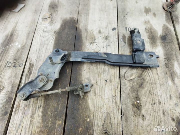 Электронный контроль высоты передний правый Lexus