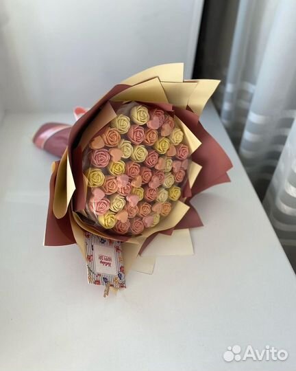 Букет из шоколадных роз