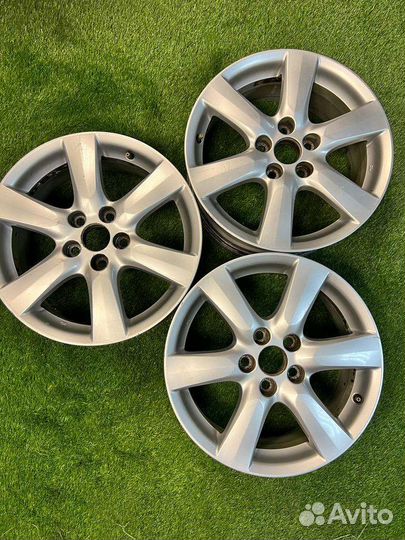 Диски литые R17 Toyota Rav4 Оригинальные 3шт
