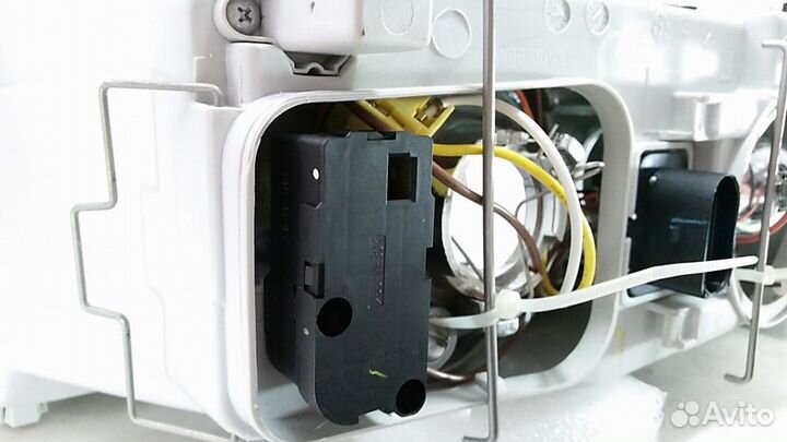 Фара правая Skoda Octavia Tour