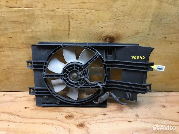 Диффузор радиатора Nissan Cube Z10 CG13DE 1998