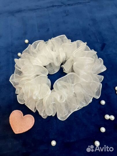 Резинка на пучок для девочки белая