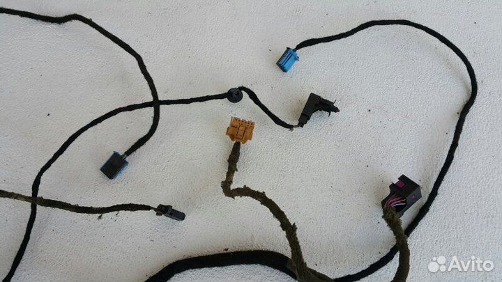 Проводка (коса) двери передняя левая Volkswagen