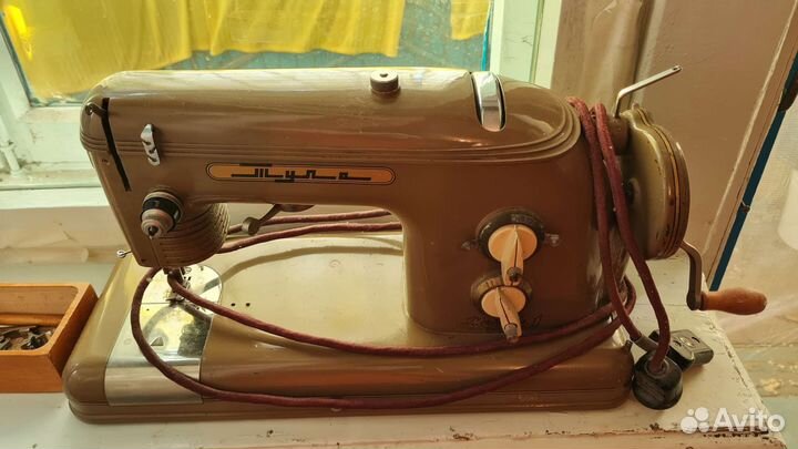 Швейная машинка бу