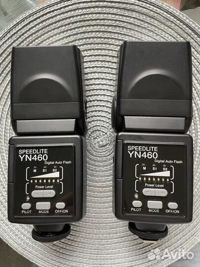 Вспышка yongnuo 460