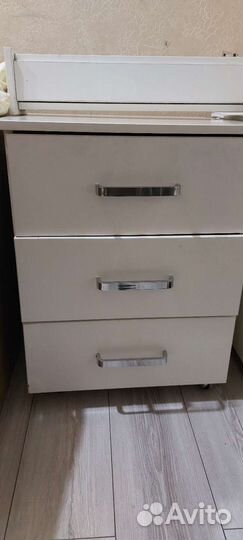 Продаю две тумбы