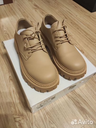 Ботинки женские демисезонные 37 размер