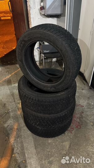 Bridgestone Blizzak DM-V2 225/60 R18