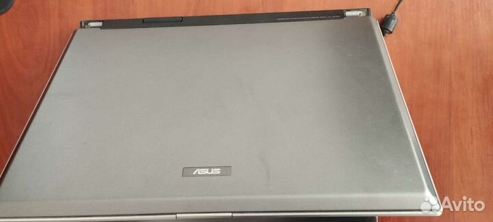 Ноутбук б/у Asus a7u