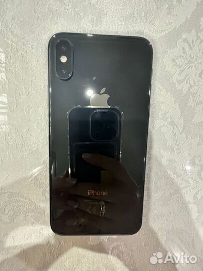 Телефон iPhone 10