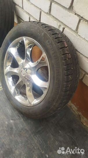 Продам диски Infiniti с комплектом резины