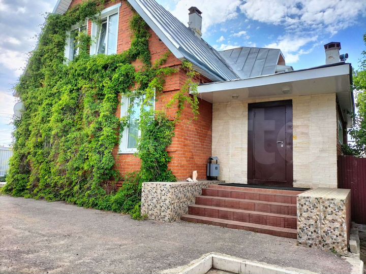 Коттедж 140 м² на участке 6 сот.