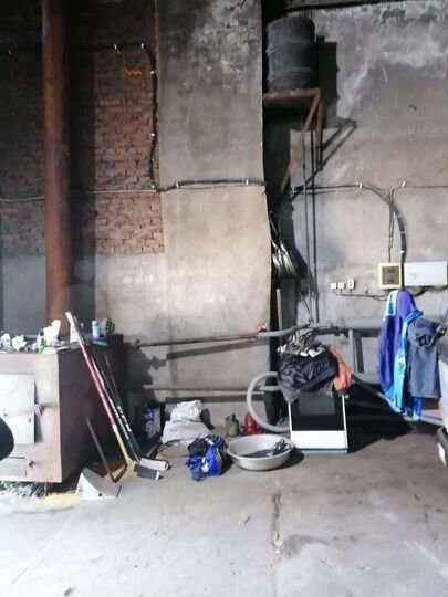 Гараж, > 30 м²