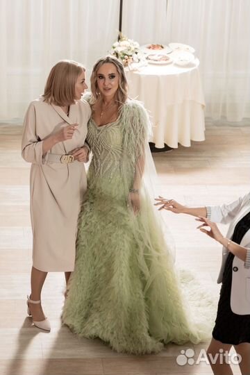 Вечернее платье в пол 46 размер