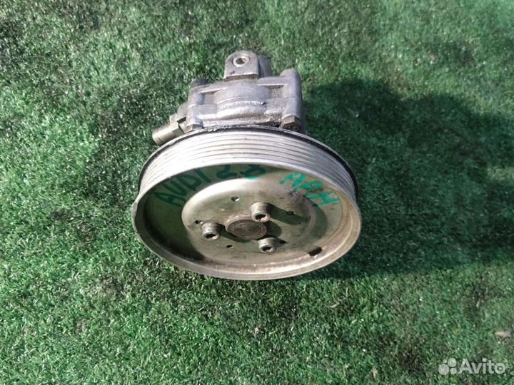 Насос гур Audi 100 C4 2,8