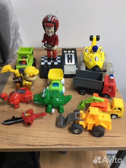 Строитель погрузчик