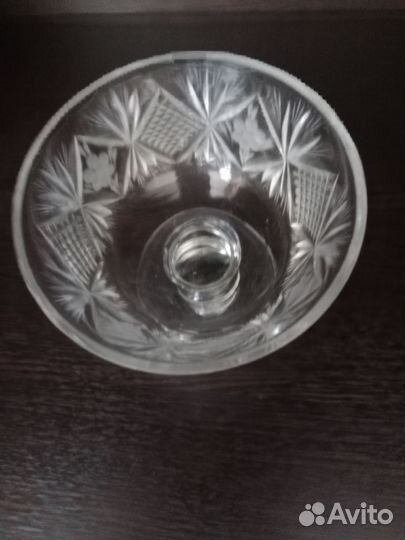 Конфетница хрустальная,на ножке