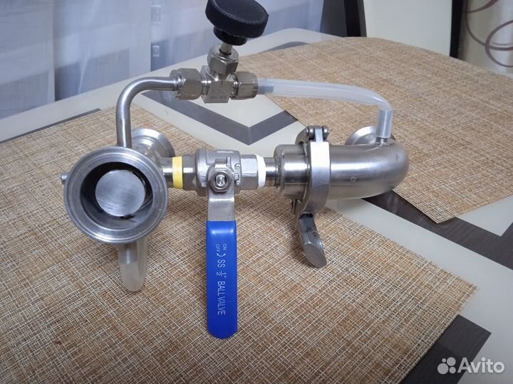 Универсальный узел отбора по пару и жидкости