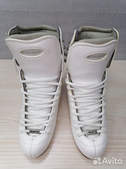 Ботинки фигурных коньков Riedell