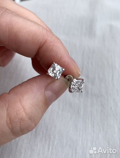 Серьги гвоздики пуссеты